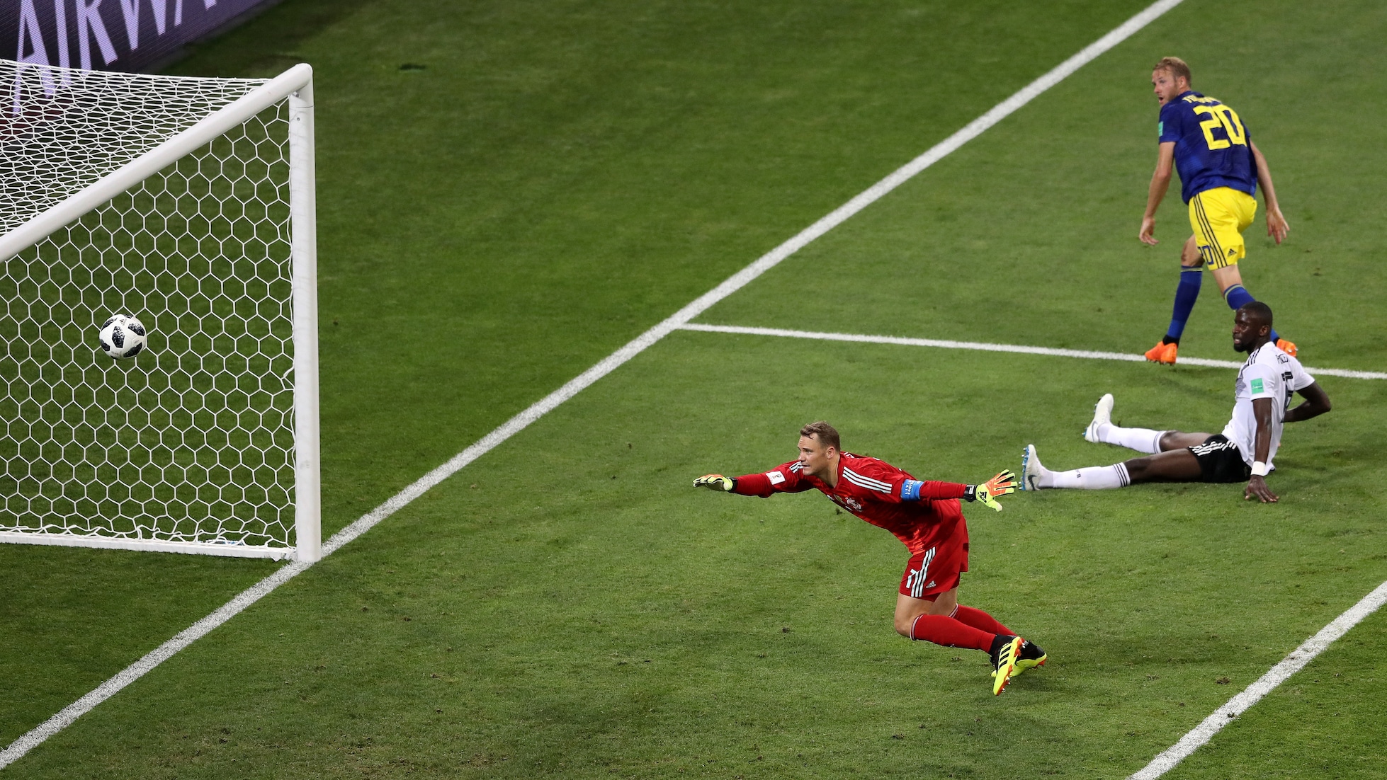 Das Tor von Ola Toivonen 32' | Deutschland - Schweden | FIFA Fussball-Weltmeisterschaft Russland 2018™