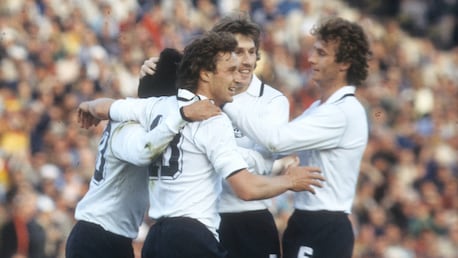 Gol de Heinz Flohe 44' | República Federal de Alemania vs México | Copa Mundial de la FIFA Argentina 1978™