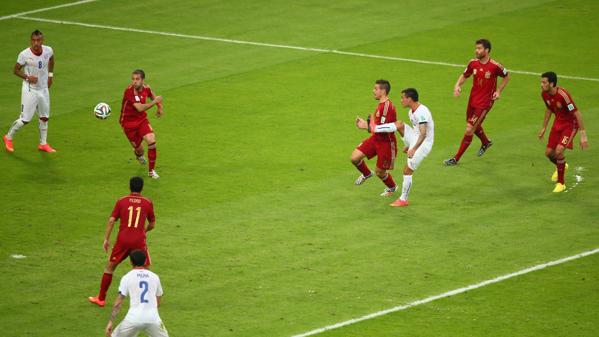 Gol de Charles Aranguiz 42' | España vs Chile | Copa Mundial de la FIFA Brasil 2014™