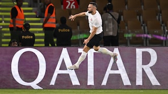 León x Urawa Red Diamonds