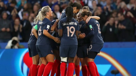 Das Tor von Wéndèleine Thérèse Renard 45+1' | Frankreich - Korea Republik | FIFA Frauen-Weltmeisterschaft Frankreich 2019™