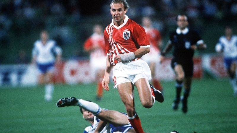 Gerhard Rodax Goal 63 Austria Vs USA 1990 FIFA World Cup Italy gerhard-rodax-goal-63-austria-vs-usa-1990-fifa-world-cup-italy
